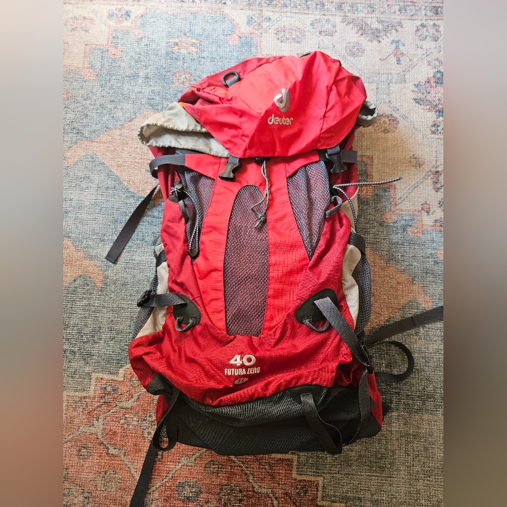 Deuter Futura 40 Hiking Backpack